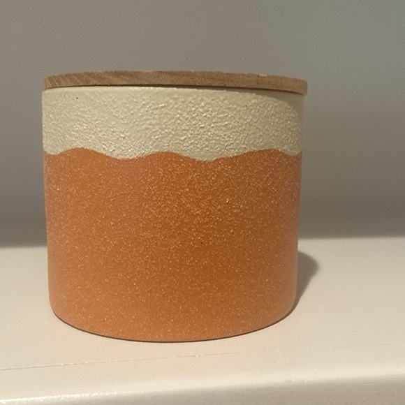 14.5 oz Ceramic Perfect Pumpkin Scented Jar Candle - Fall Collection - Picture 5 of 5